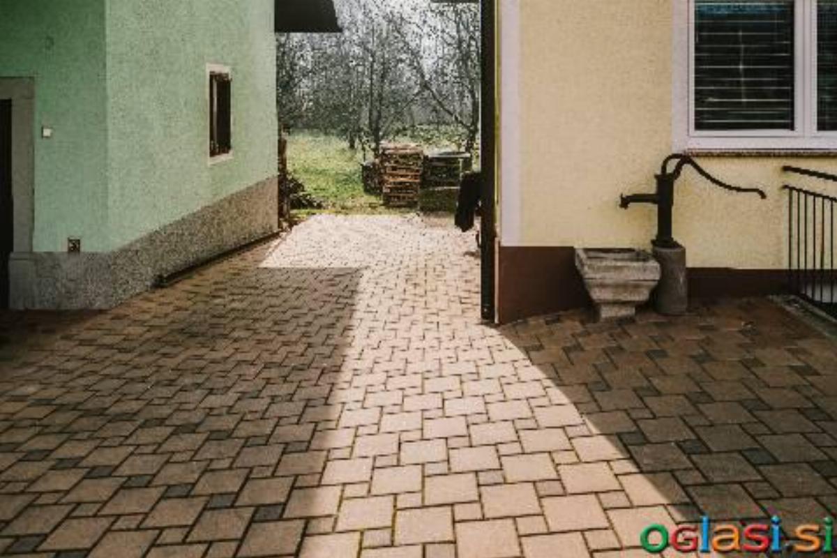 TLAKOVANJE DVORIŠČ