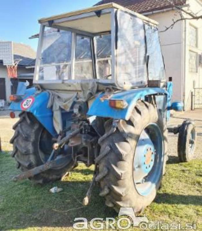 Traktor Univerzal
