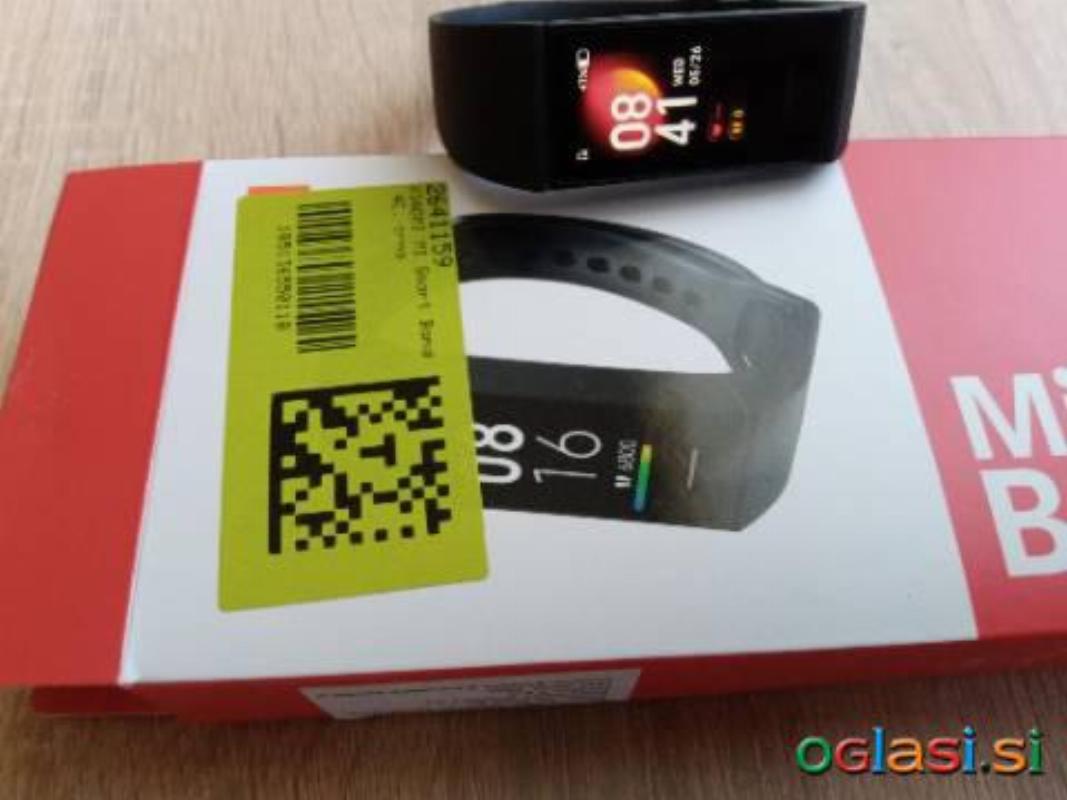 Pametna zapestnica XIAOMI Band 4c + dodaten črn pašček