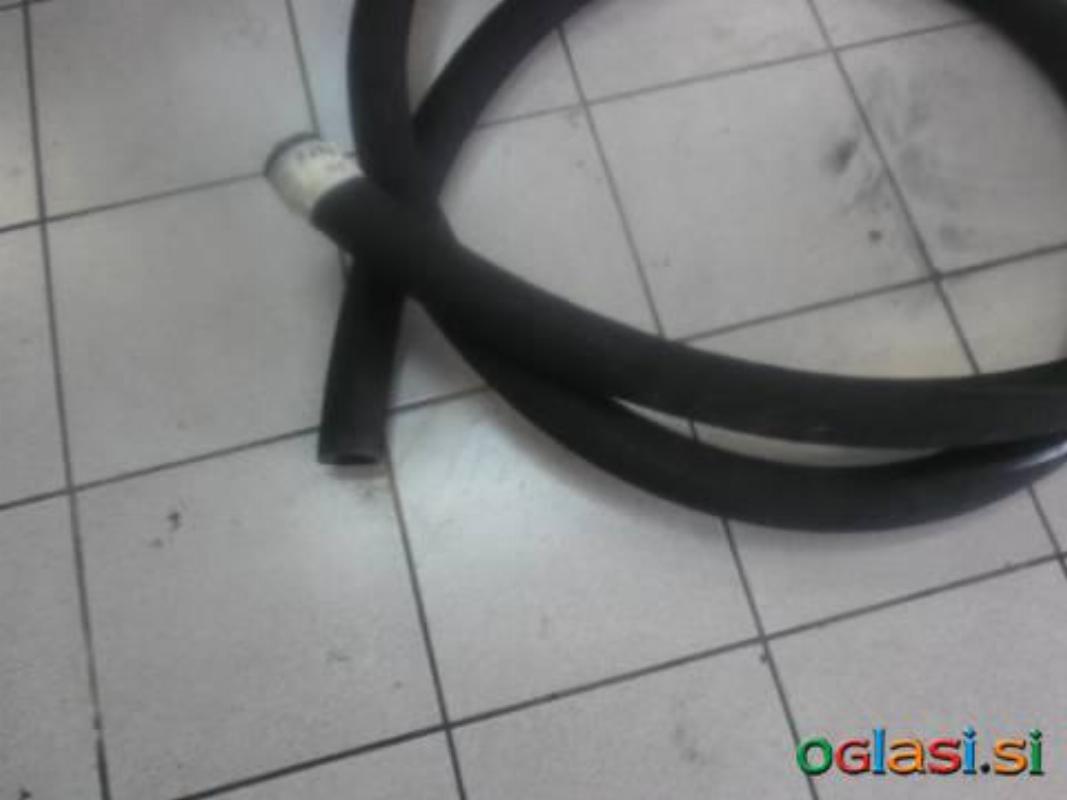 CEV ZA DOTOK HJDRAULIČNEGA OLJA SAE-R4 2' D.50 C