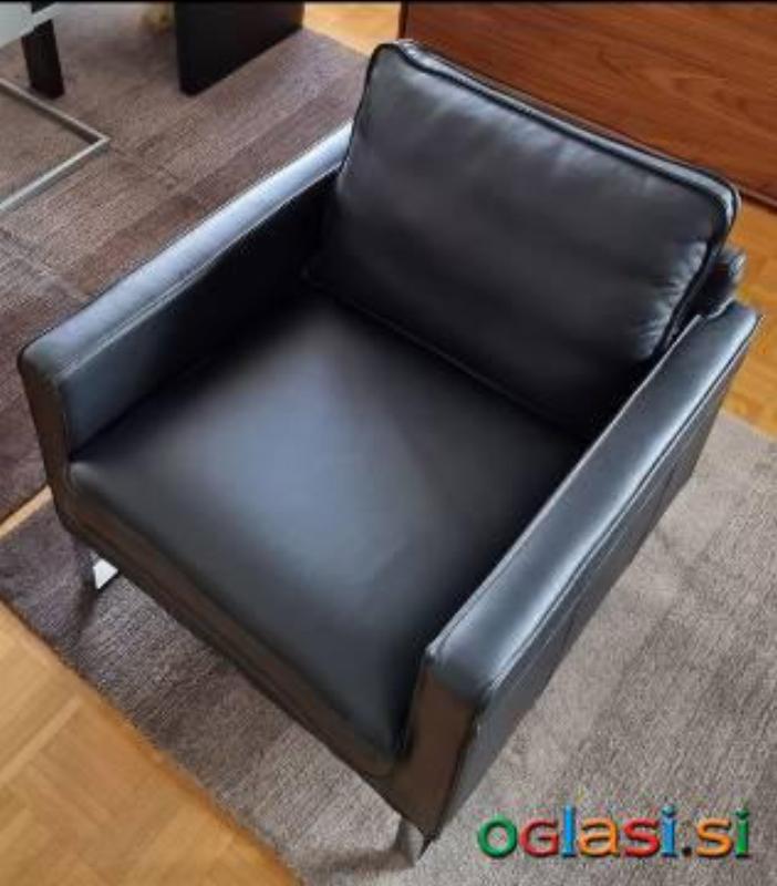 ČRN USNJEN FOTELJ