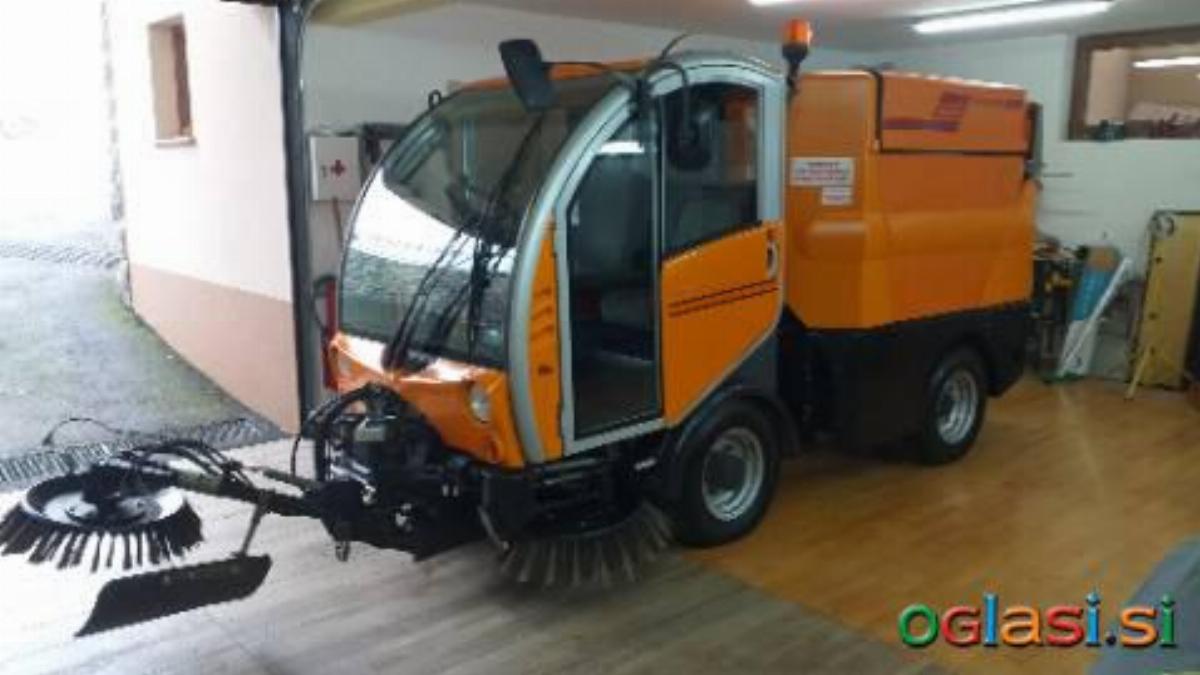 CESTNI POMETAČ BUCHER CITY CAT