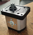 Hidravlična črpalka za traktorje Lamborghini, Hurlimann, Same, Deutz