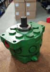 Hidravlična batna črpalka John Deere AR101288