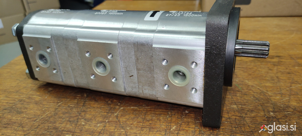 Hidravlična črpalka za mini bager Case KX36, KX41, KH41, CK15