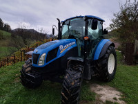 TRAKTOR New holand t4 85