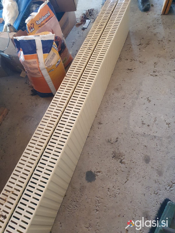 Prodam 4 radiatorje