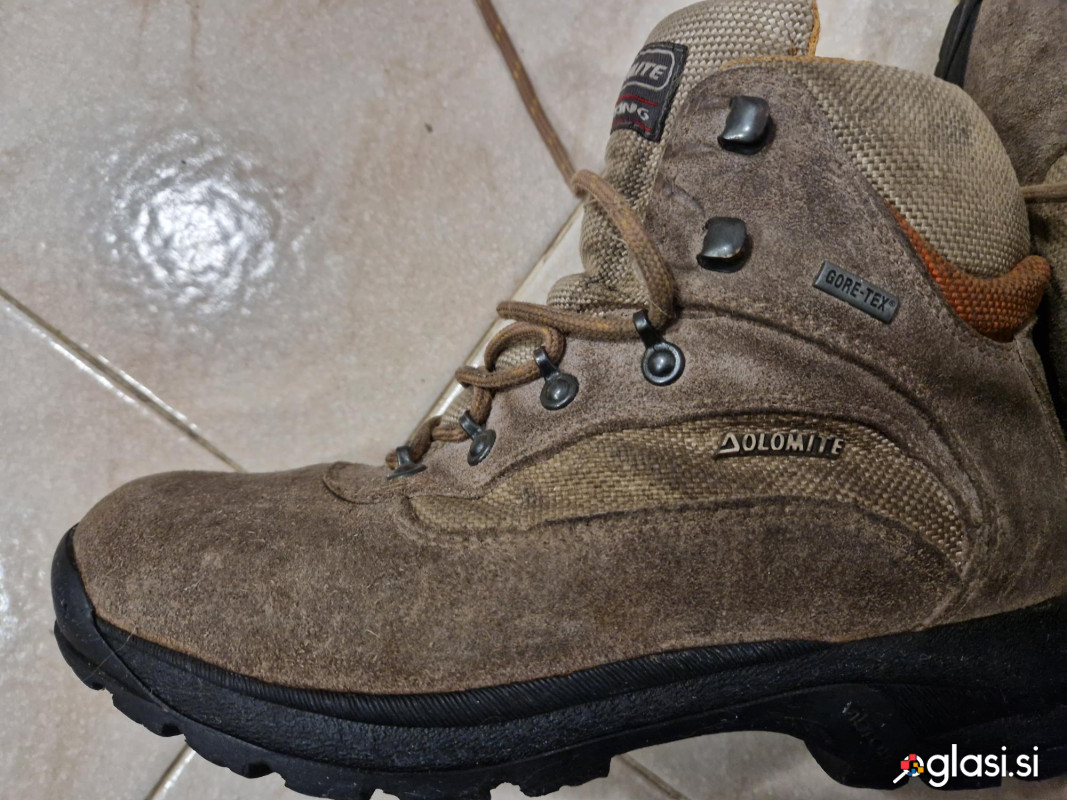 Pohodni čevlji Dolomite Trekking GORE-TEX Vibram 38