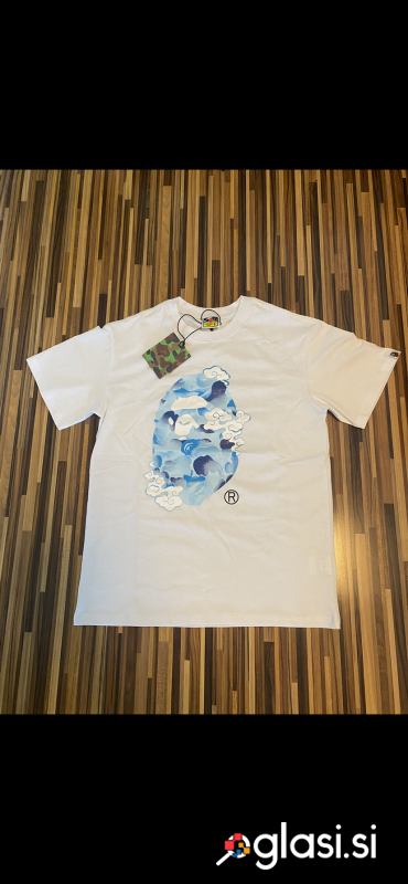 NOVA BAPE majica(št.L)