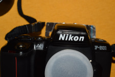 NIKON F-601
