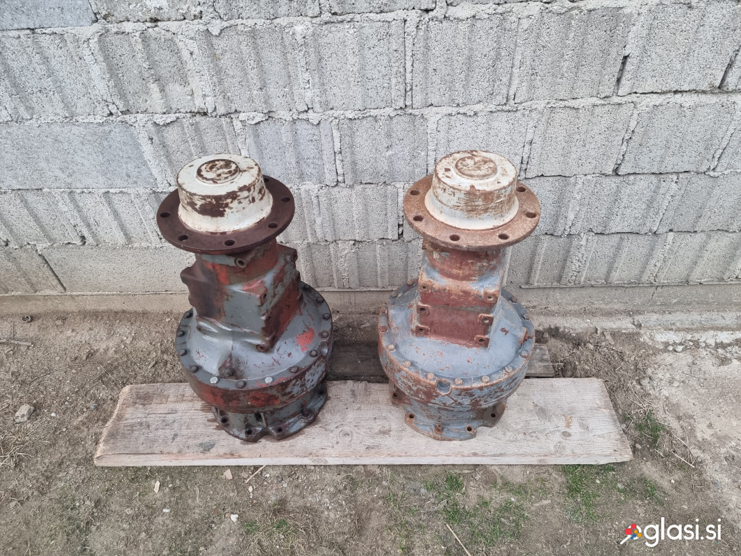 Prodam bočne kolesne reduktorje za traktor Steyer 120