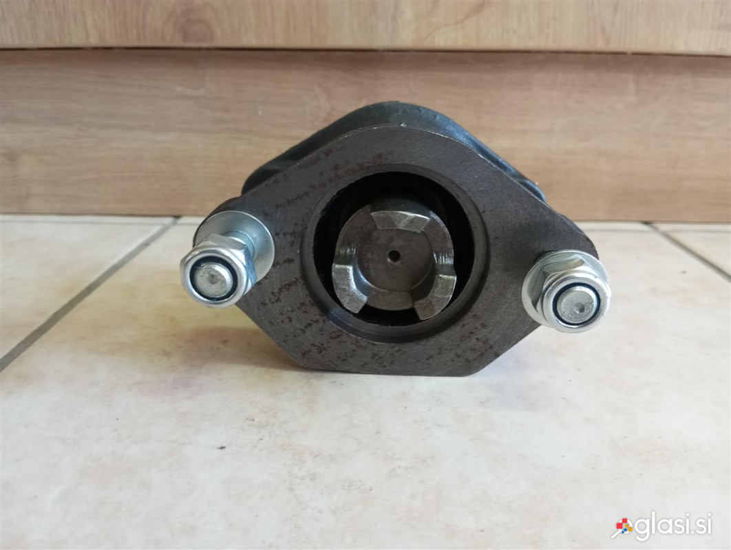 Podaljšek - distančnik kardana za Motokultivator Jansen MGT-600E