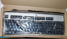Angleška tipkovnica HP usb + darilo podloga za miško