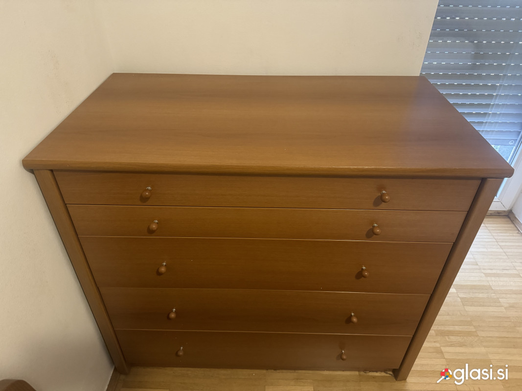 Postelja 160x200 z vzmetnico + komoda