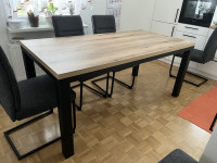 Prodam jedilno mizo NOVO, (masivna), 180 x 90cm