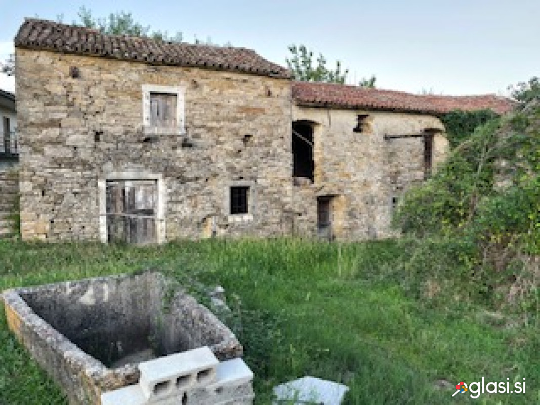 ISTRA, KAMNITA HIŠA