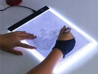 Grafična USB LED tablica A4 za slikanje in skiciranje