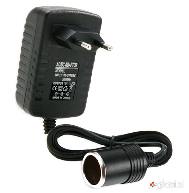 Univerzalni napajalnik 230V na 12V avto vtičnica