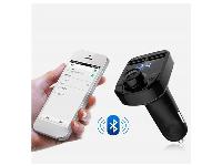 Avto FM oddajnik SD in polnilec bluetooth 2x USB 3.1A