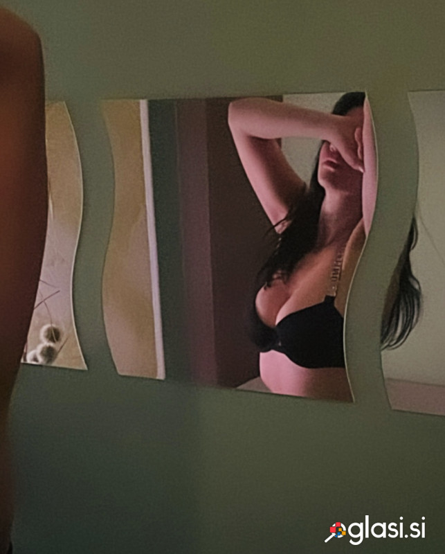 Sexy Mira in vroča Diana Ankaran