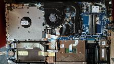 Dell Inspiron 5570-P75F001 po delih