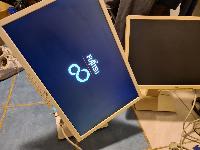 2 x Monitor Fujitsu B22W - 6 LCD LED, 2 monitorja,