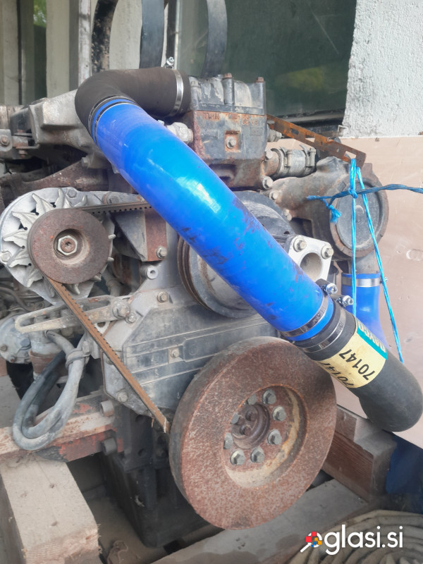Prodam motor