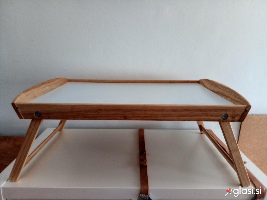 Zložljiva miza za zajtrk