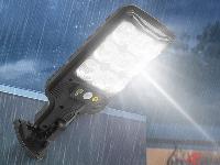 Solarna aku. 63 LED COB cestna svetilka s sezorjem gibanja in mraka + daljinec