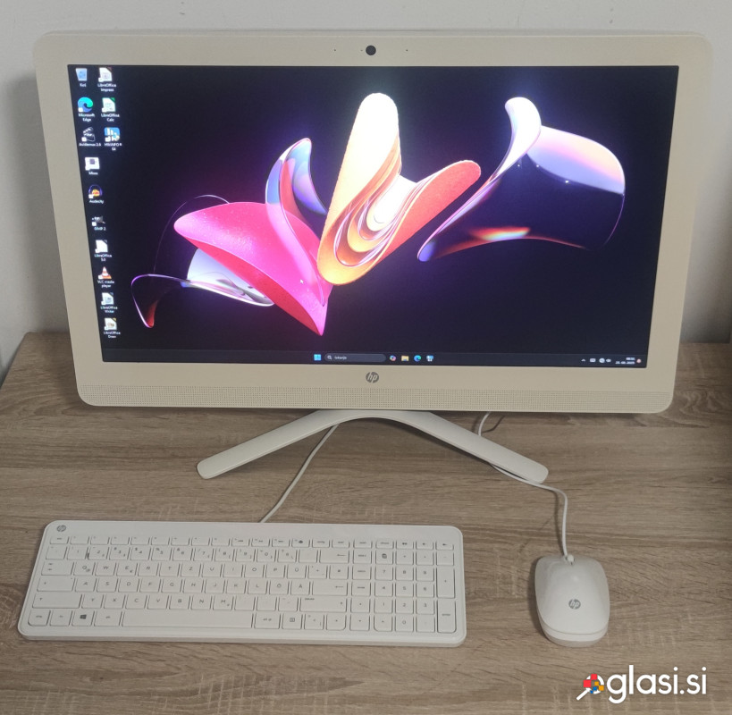 HP 24 AIO PC All in One AMD A8 7410, 8GB RAM, AMD Radeon R5, SSD 256GB