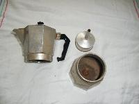 KUHALNIK ZA KAVU IN ČAJ