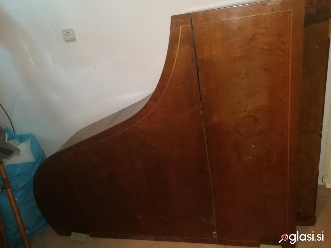 KLAVIR ,STARINA ZA UPORABO ALI GOSTINSKI LOKAL