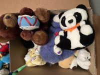 Prodam plišaste igrače (pajacki), venček iz zamaškov, cena od 1€