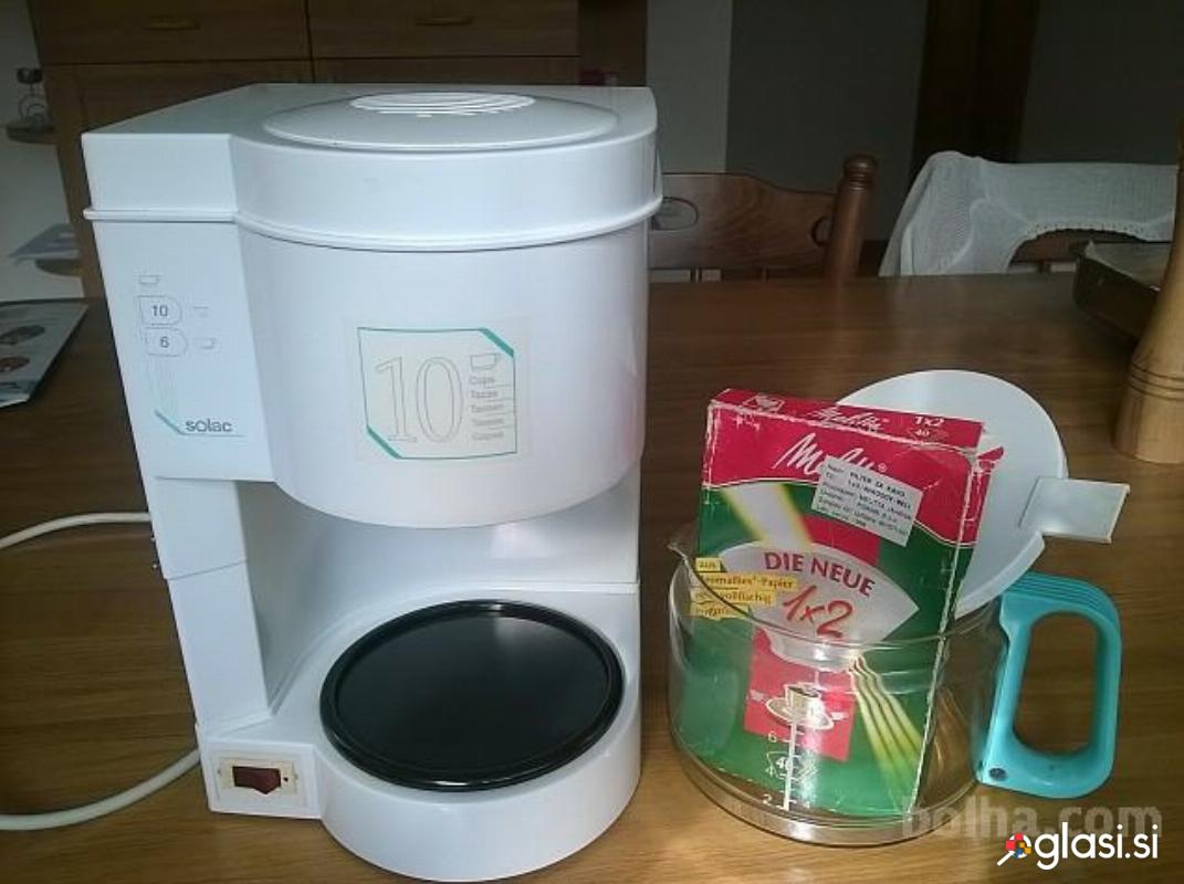 Kavni aparat uporaben za kuhanje za kavo ali čaj rabljen