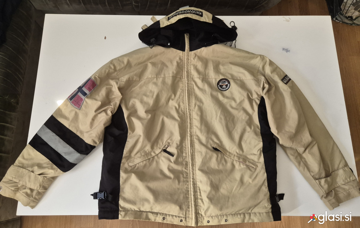 Napapijri retro zimska bunda velikost XL