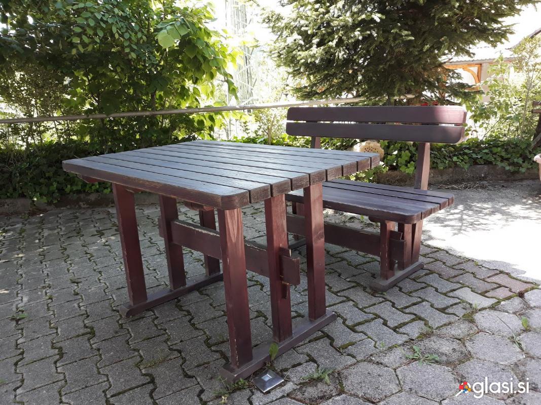 Masivna vrtna garnitura