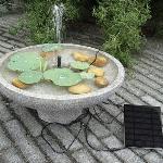 Solarna vrtna fontana črpalka za ribnike