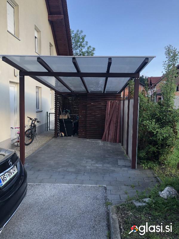 Nadstrešek za avto z lopo za shranjevanje