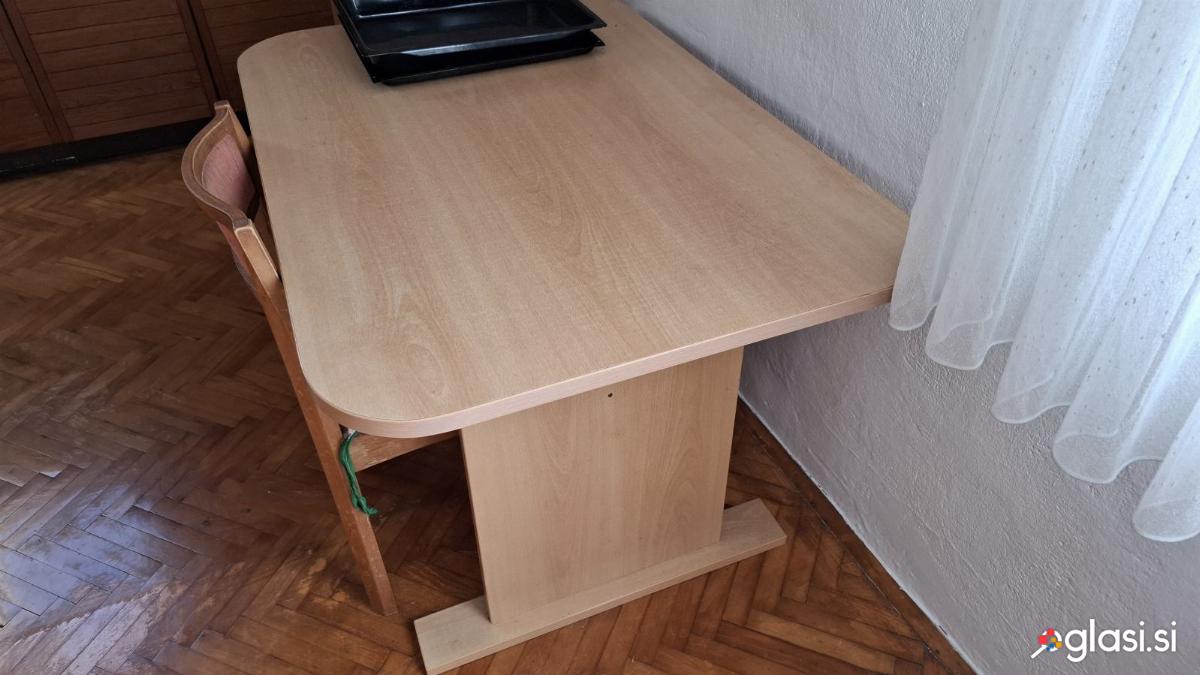 Kuhinjska miza 120x80 cm