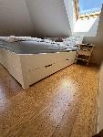Postelja LYON 180x200 (bukev/bela)+ 2x letveni pod – odlično ohranjeno