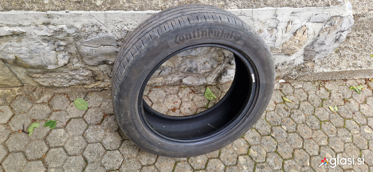 Continental Conti Premium Contact 5 205 / 55  R 17