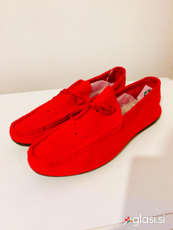 Rdeče elegantne superge 42 unisex