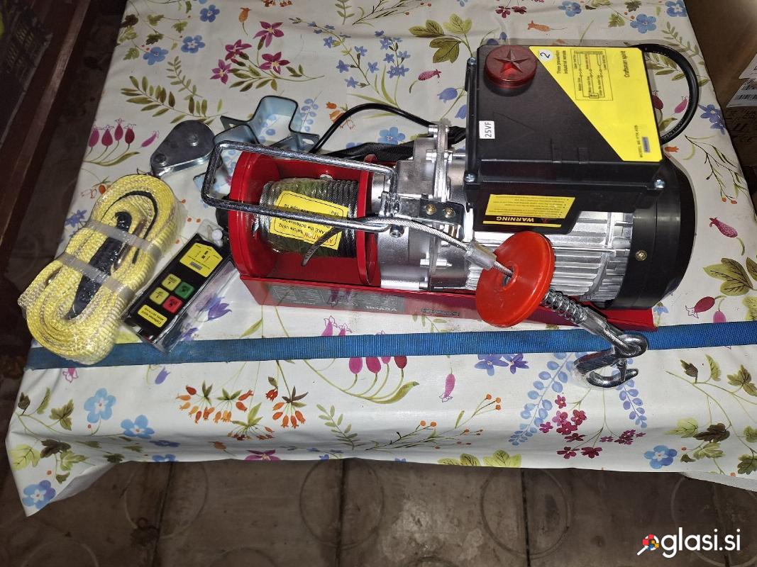 Dvigalo za bale 800kg