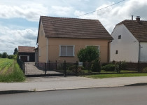 Hiša  čaka na vas