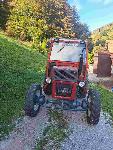 TRAKTOR UNIVERSAL 445-DT