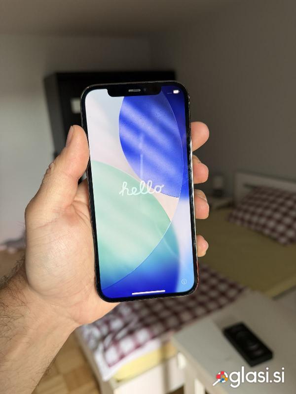 IPhone 12 Pro 128GB (Graphite) + hitri polnilec Anker