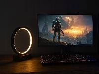 id-1005 LED okrogla namizna svetilka 3 barve svetlobe USB 23cm črna
