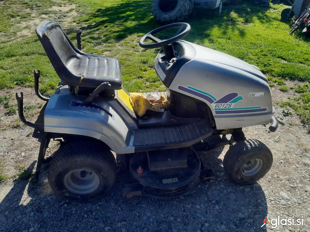Vrtni traktor 12KM s košem