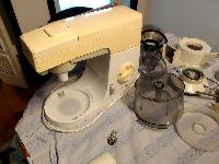 Kenwood KM 210 multipraktik kuhinjski robot ogromno nastavkov