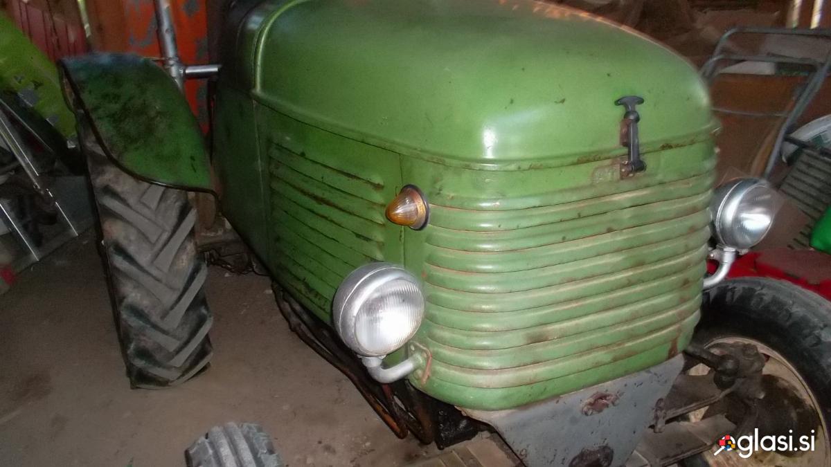 TRAKTOR Steyr   28 .
